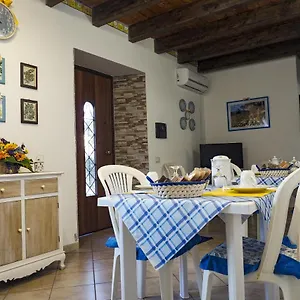 La Vecchia Montagna Nebida